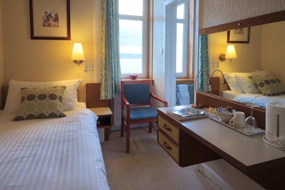 The Cedars Guest House دُنون المظهر الخارجي الصورة